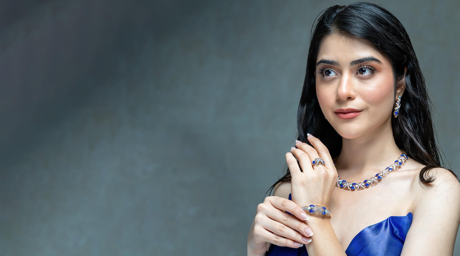 Contemporary-Heritage-Blue-Set-Kanz-Jewels-Dubai